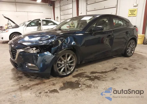 2018 Mazda Mazda3 Touring из США, поврежденный, VIN 3MZBN1L39JM257949